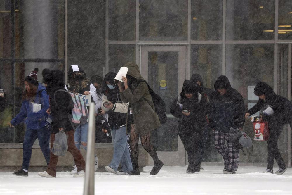 Coup de froid et neige à Chicago, Illinois, US Coup