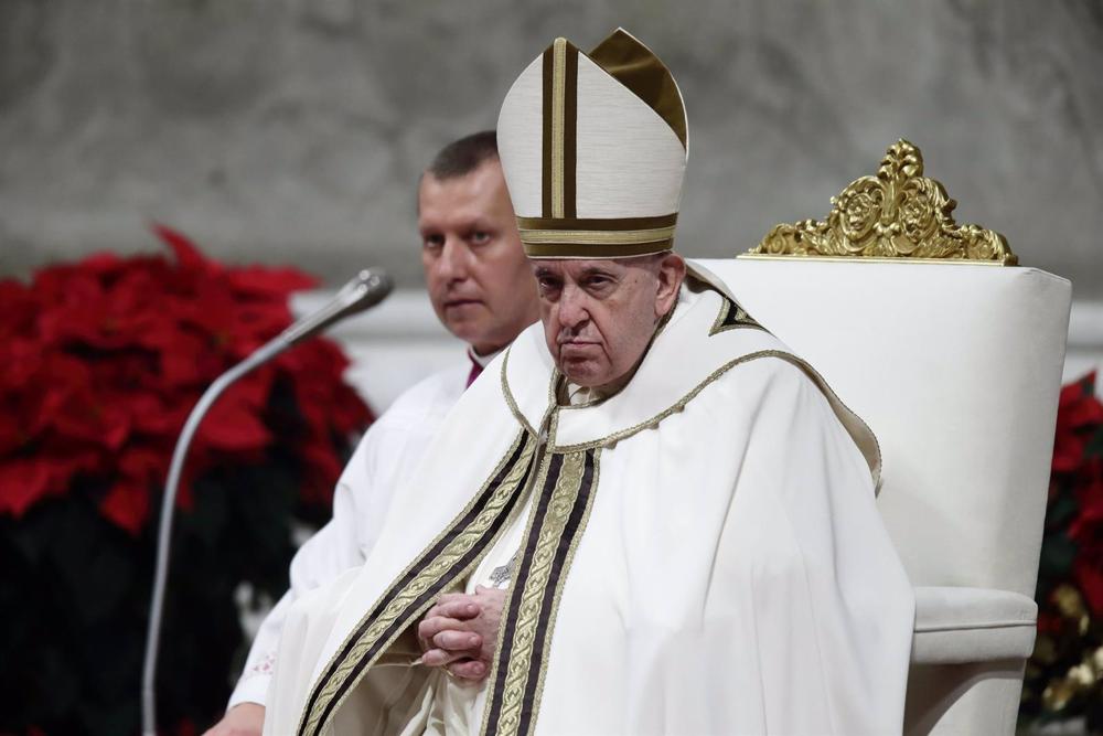 December 24, 2022 - POPE FRANCIS presides Christamans Eve Mass In St. Peter's Basilica at the Vatican. ÂEvandroInetti_via ZUMA Wire,Image: 746446663, License: Rights-managed, Restrictions: , Model Release: no, Credit line: Evandro Inetti / Zuma Pres December