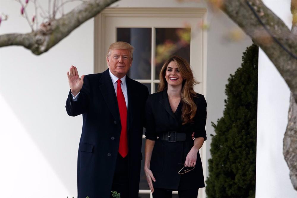 Archives - L'ancien président américain Donald Trump et son ancienne directrice de la communication, Hope Hicks. Archives