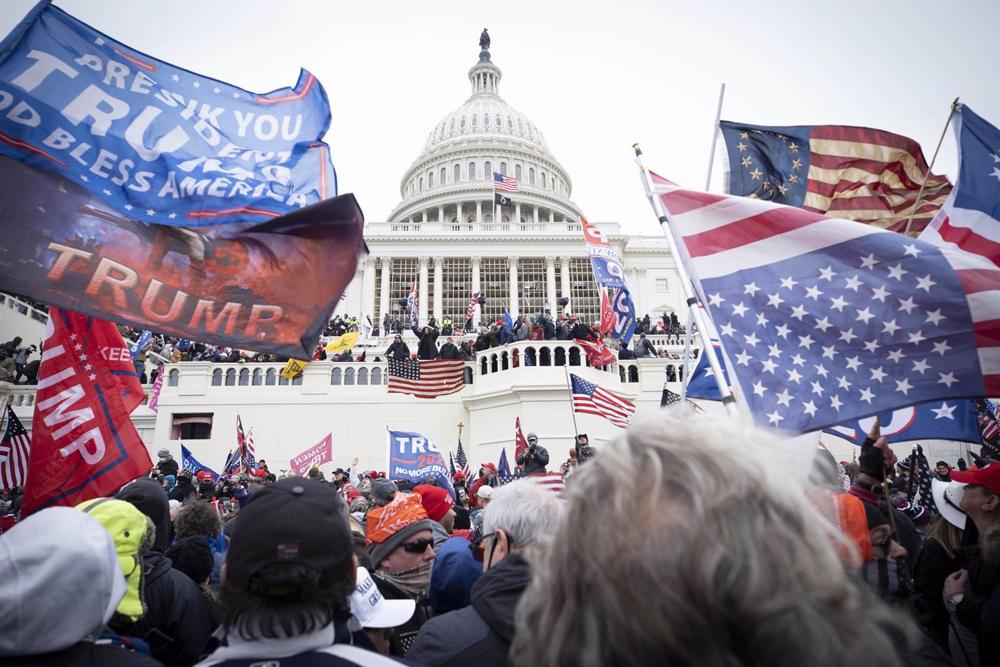 Insurrection au Capitole des États-Unis. Insurrection