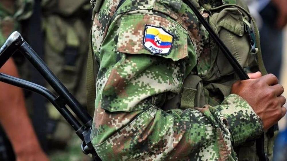 Arquivo - Membro da Guerrilha das Forças Armadas Revolucionárias da Colômbia - Exército do Povo (FARC-EP) Arquivo