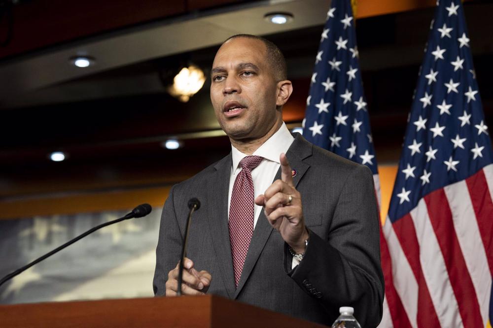 Arquivo - O Líder da Minoria Democrática na Câmara dos Representantes dos EUA, Hakeem Jeffries, foi eleito para a Câmara dos Representantes dos EUA. Arquivo