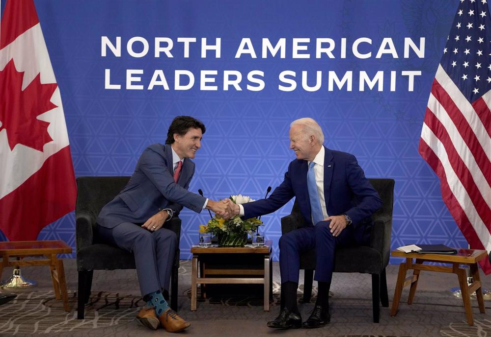 O Presidente dos EUA Joe Biden e o seu homólogo canadiano, Justin Trudeau. Joe Biden, e o seu homólogo canadiano, Justin Trudeau O