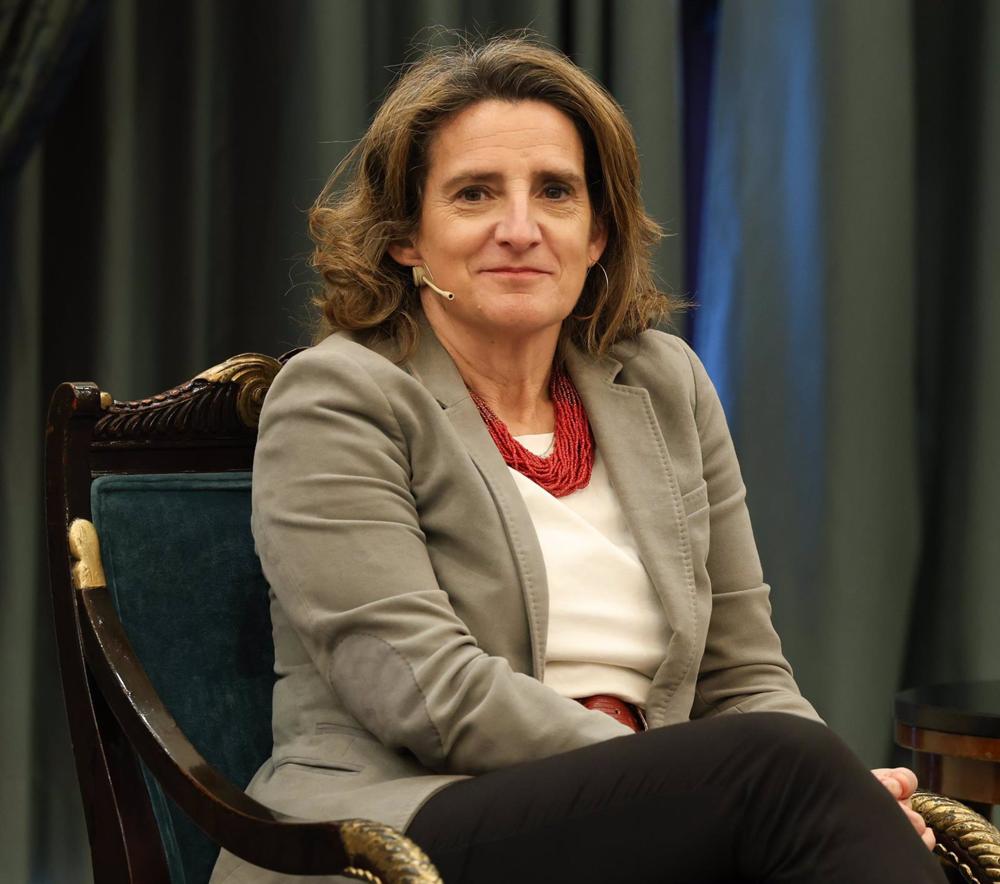 La vicepresidenta tercera y ministra para la Transición Ecológica y el Reto Demográfico, Teresa Ribera, participa en un desayuno informativo, en el Hotel Intercontinental, a 12 de enero de 2023, en Madrid (España). El desayuno es organizado por el Club Di La