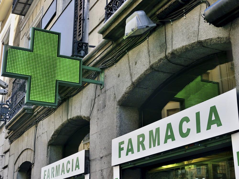 Archivo - Imagen de recurso de una farmacia de Madrid. Archivo
