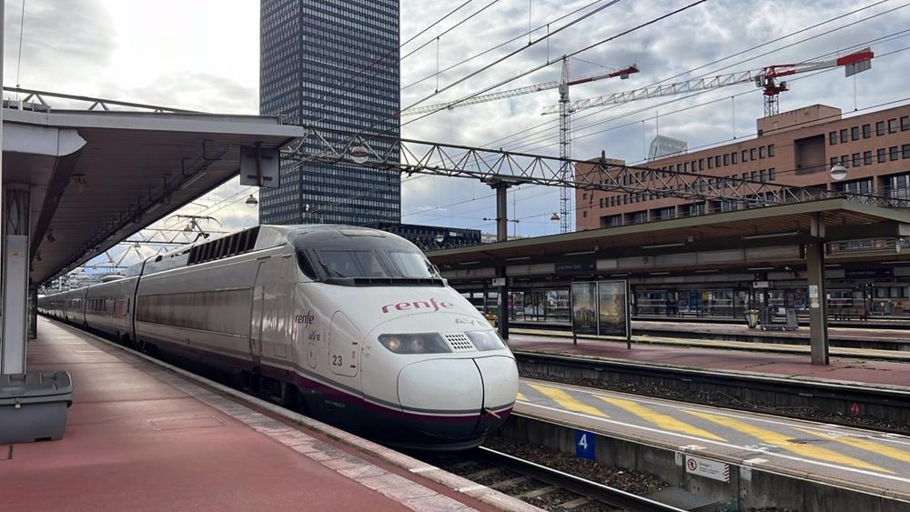 AVE de Renfe en Lyon AVE