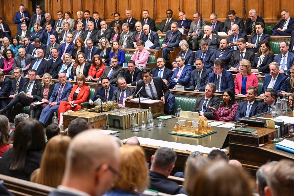 Il primo ministro britannico Rishi Sunak alla Camera dei Comuni Il