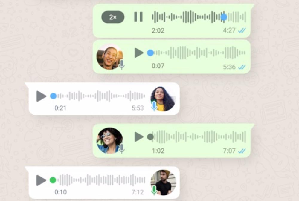 Archivo - Mensajes de voz en un chat de WhatsApp Archivo