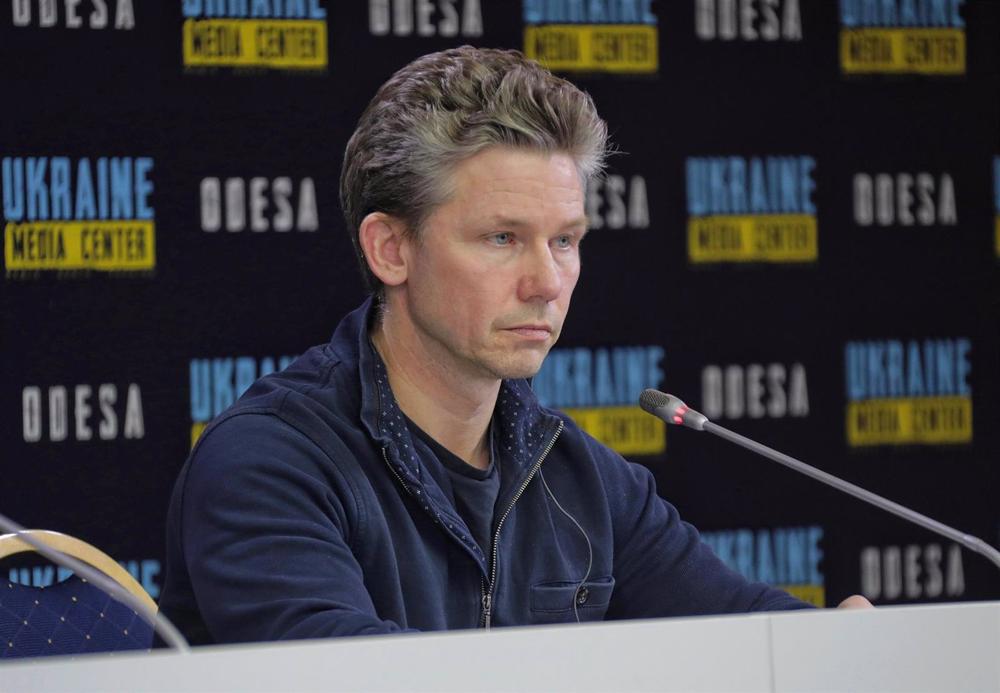 Image d'archive du ministre suédois de la Défense, Pal Jonson, lors d'une visite en Ukraine. Image