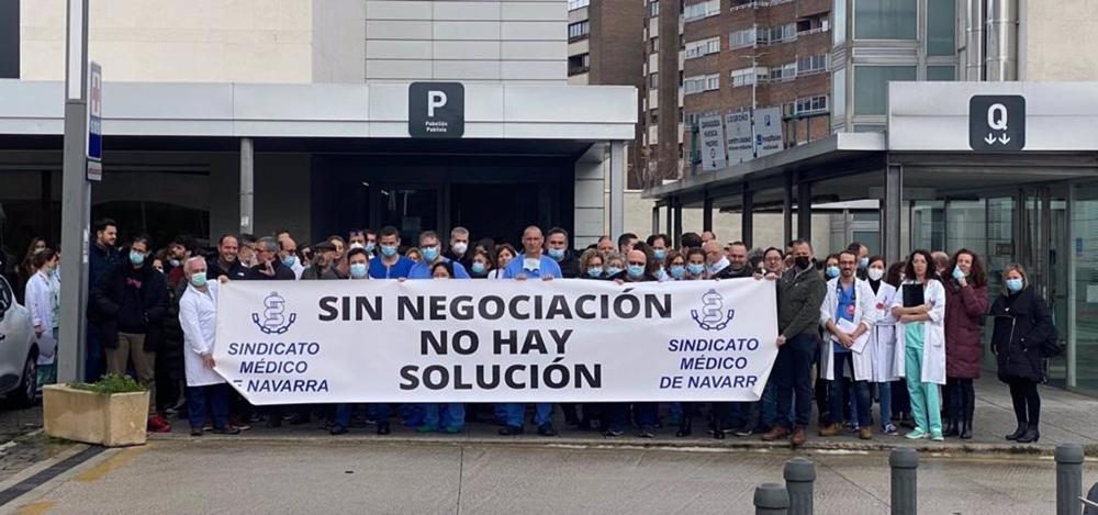 Navarra.- Los médicos apoyan en asamblea ir a la huelga en Navarra el 1 de febrero Navarra.-