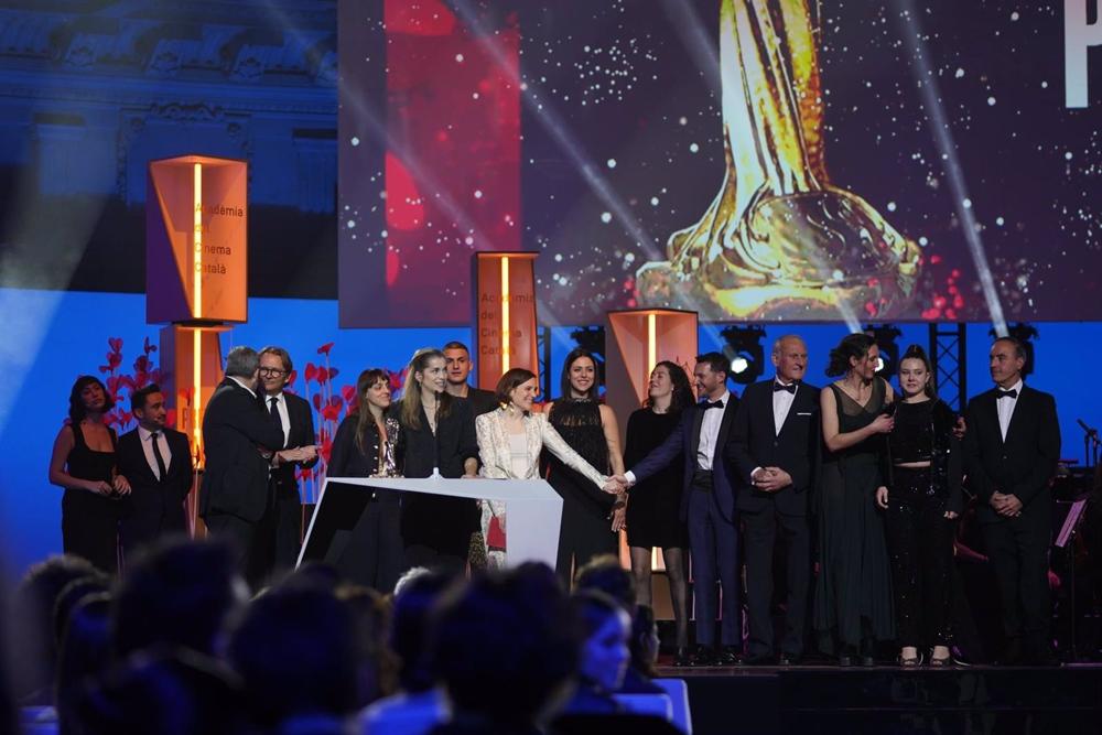 La película 'Alcarràs', de Carla Simón, gana en la gala de los XV Premis Gaudí que se celebran en el Museu Nacional d'Art de Catalunya (MNAC) el Premio a Mejor Película La