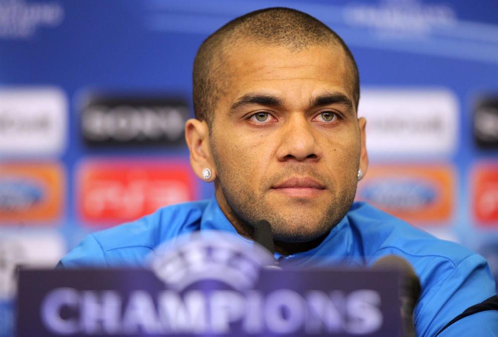 Archivo - El fubtolista Dani Alves. Archivo