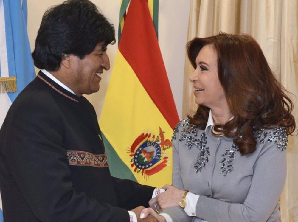 Archivio - L'ex presidente della Bolivia Evo Morales e la vicepresidente argentina Cristina Fernandez de Kirchner Archivio