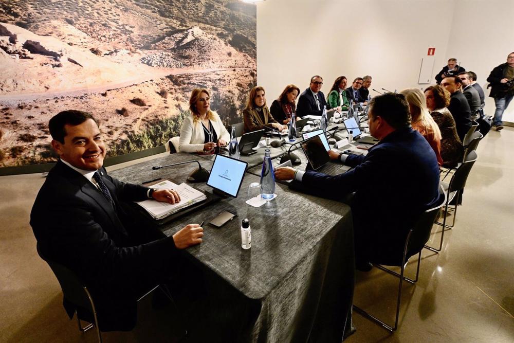 El presidente de la Junta de Andalucía, Juanma Moreno, preside el Consejo de Gobierno ordinario en el Museo Íbero, a 24 de enero de 2023 en Jaén (Andalucía, España). El Consejo de Gobierno de la Junta de Andalucía, se ha reunido de forma ordinaria en la c El