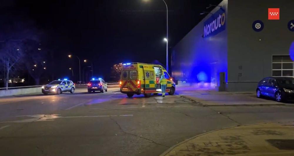 SUMMA112 en el centro comercial dond euna persona ha sido hallada muerta SUMMA112