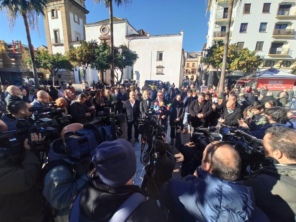El portavoz de Vox en el Parlamento de Andalucía, Manuel Gavira, este jueves durante sus declaraciones en Algeciras (Cádiz). El