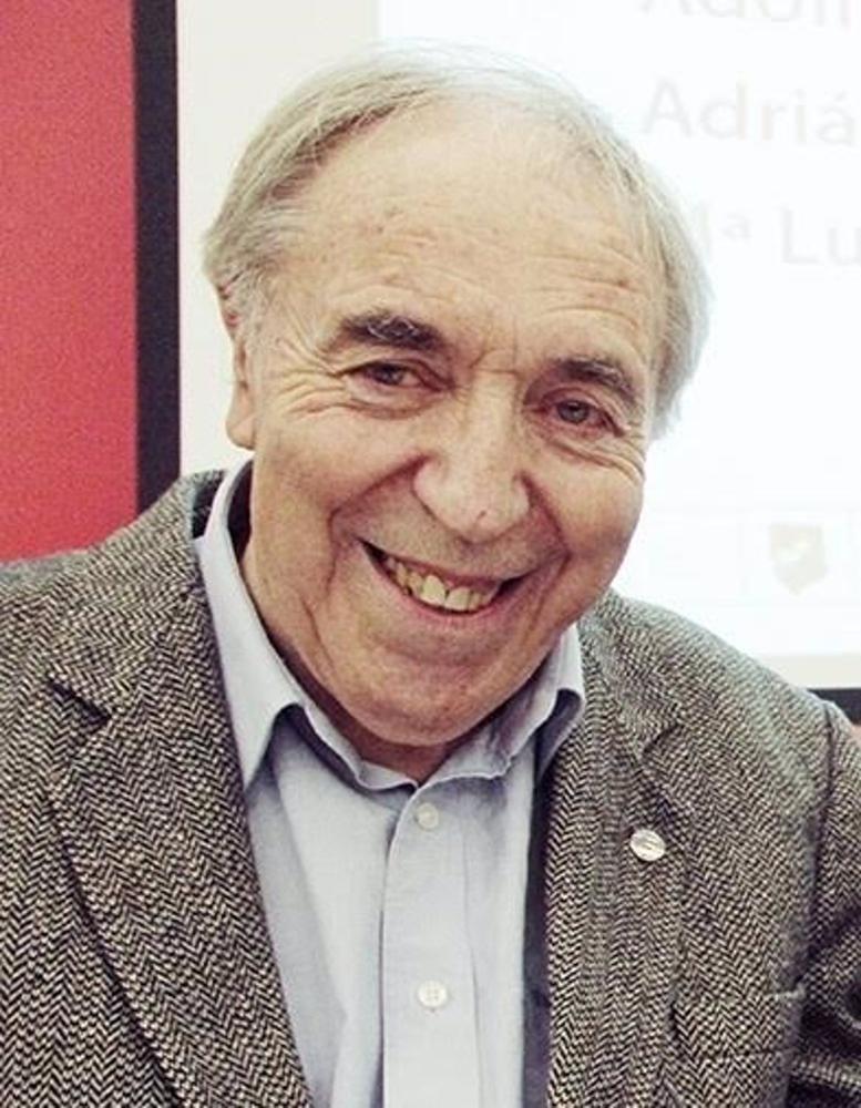 Fallece Adolfo Fernández, director de la Fundación José Barreiro