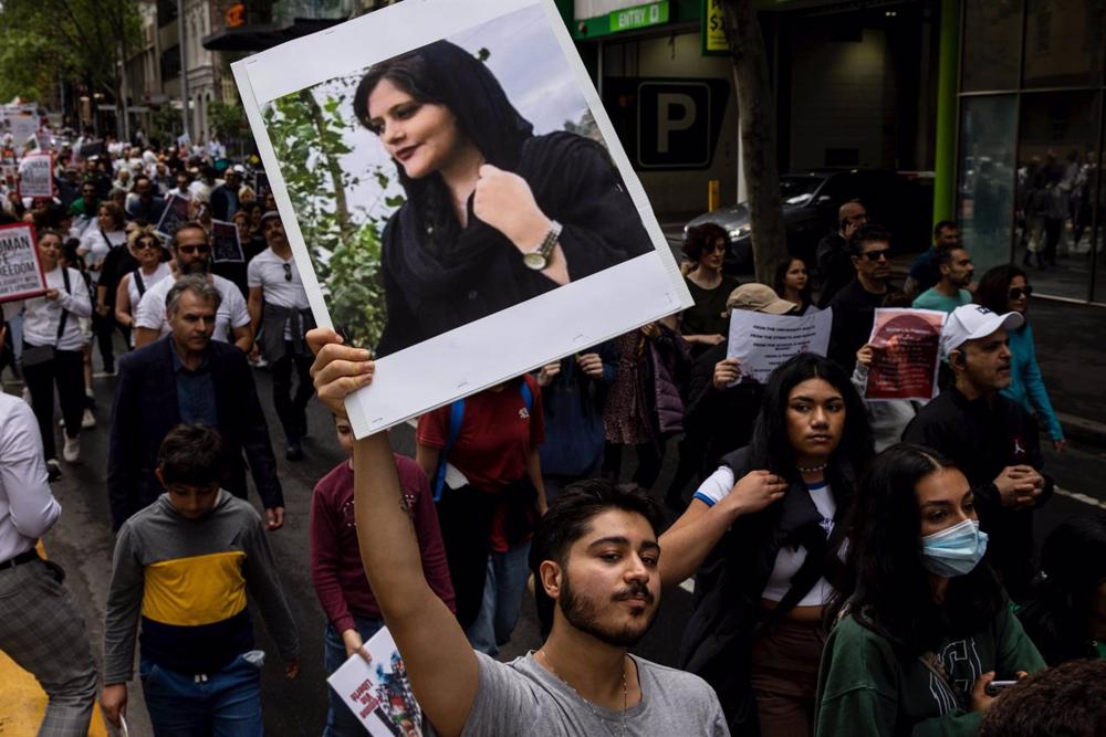 ONG denuncian entre 490 y 527 muertos durante la represión de las protestas en Irán