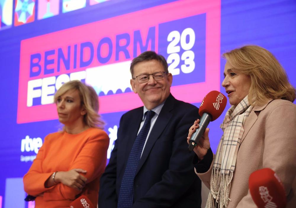 María Eizaguirre, Ximo Puig y Elena Sánchez Caballero María