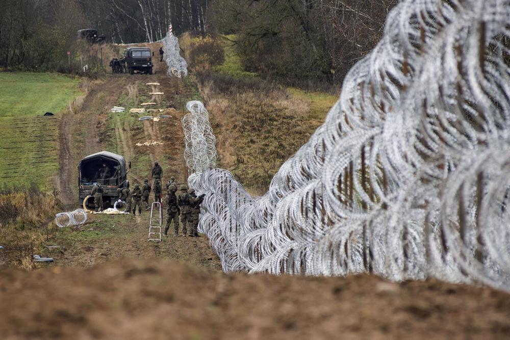 Archive - Border fence between Poland and the Russian exclave of Kaliningrad Archive