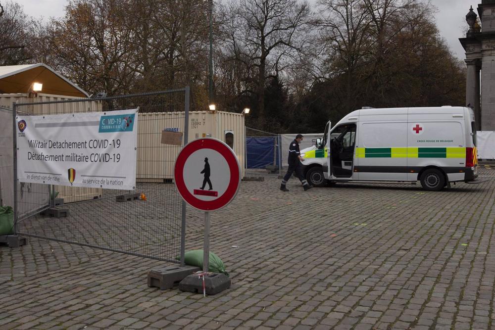 Arquivo - Ambulância em Bruxelas numa imagem de arquivo Arquivo