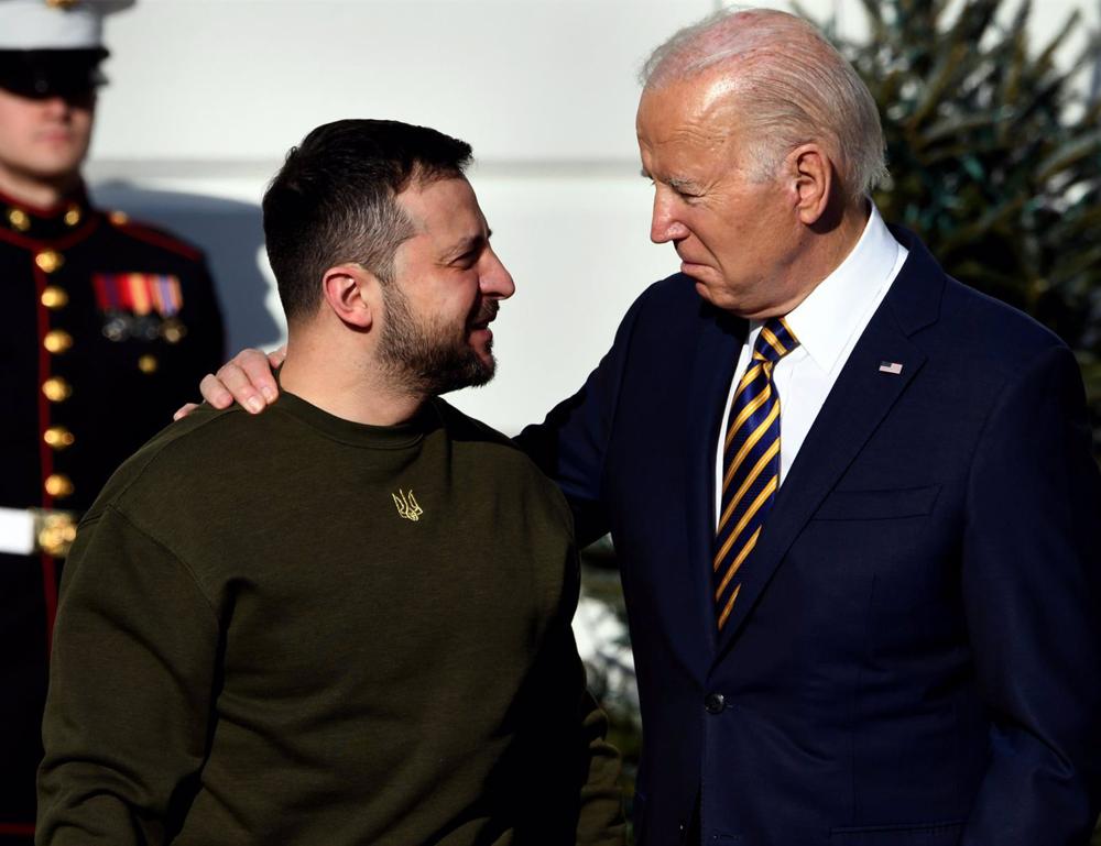 Biden rejects offering fighter jets to Ukraine