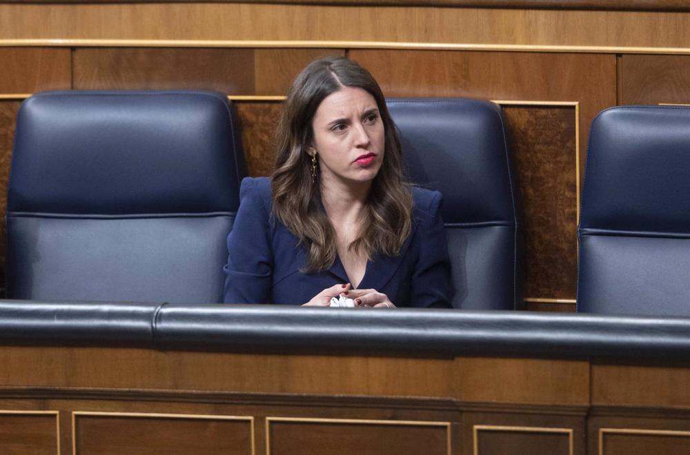 La ministra de Igualdad, Irene Montero, en el Pleno del Congreso de los Diputados, a 24 de enero de 2023, en Madrid (España) La