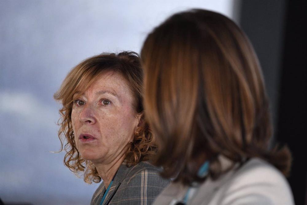 Archivo - La Subgobernadora del Banco de España, Margarita Delgado (i), interviene en la inauguración del EduFin Summit 2022, en la Ciudad BBVA, a 29 de septiembre de 2022, en Madrid (España). Archivo