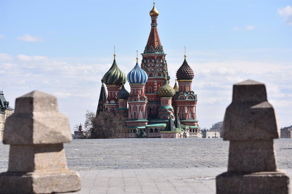 Amerikanerin nach Spaziergang mit Kalb auf dem Roten Platz in Moskau verhaftet