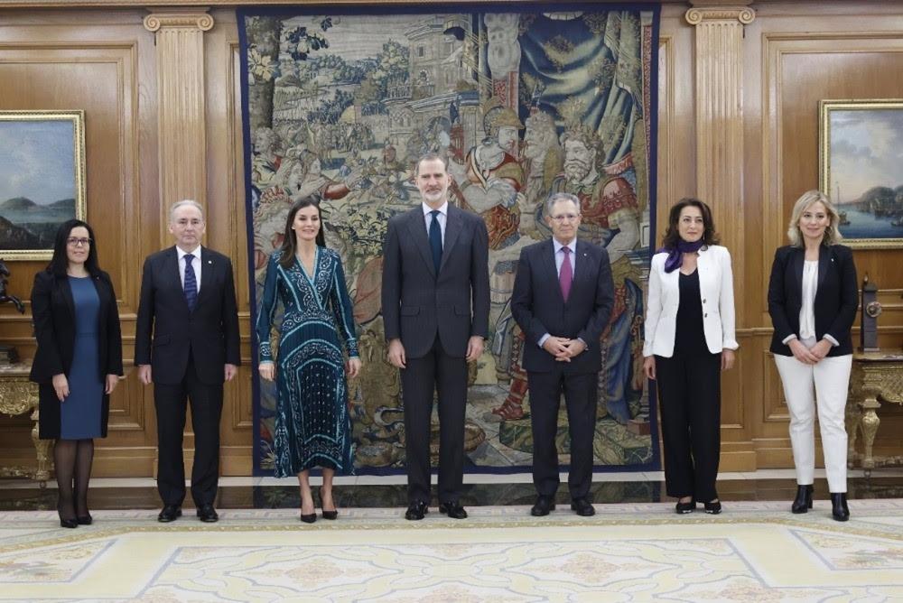 Los Reyes reciben a la Fundación Cruz Roja Española para conocer su nueva etapa Los