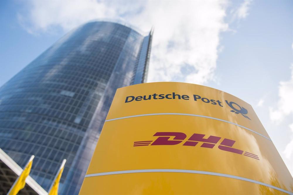 Archivo - El logo de la empresa alemana DHL en Bonn, Alemania Archivo