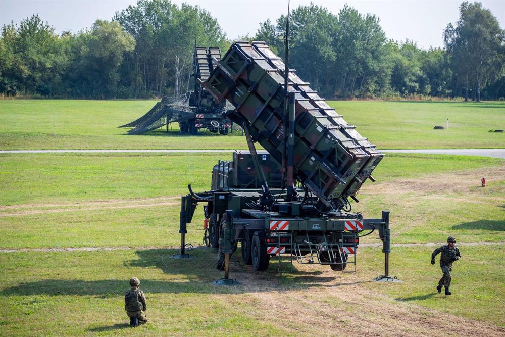 File - Soldiers of the German Air Force's 21st Air Defense Missile Group setting up an air defense position. File
