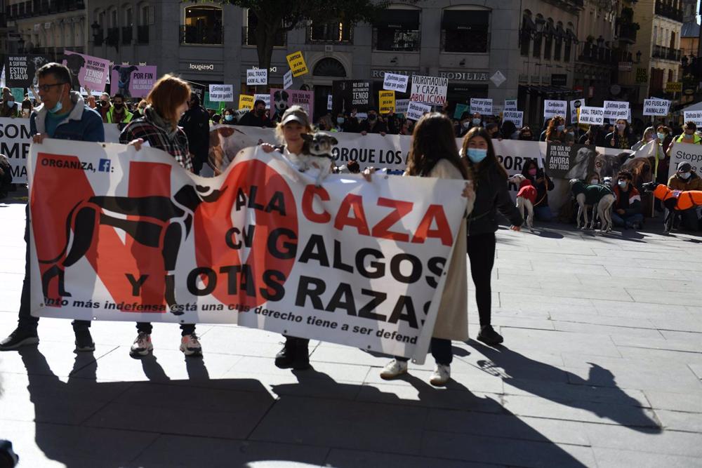 Archivo - Manifestación contra la caza de la Plataforma NAC en Madrid en febrero del pasado año. Archivo
