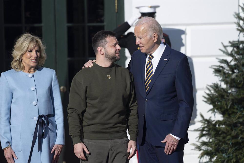 File - Ukrainian President Volodimir Zelenski and U.S. President Joe Biden. File