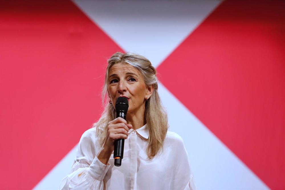 La vicepresidenta del gobierno Yolanda Díaz en un acto de Sumar más en la sala Fundoos de Valladolid La