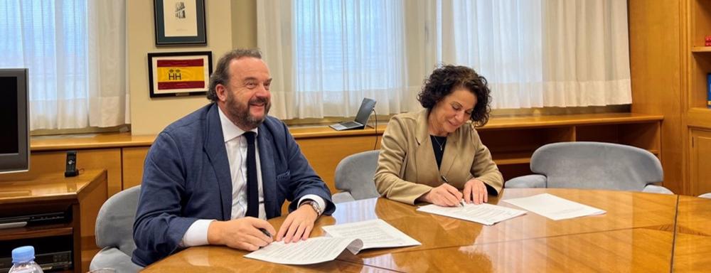 Bosco Torremocha, director de Espirituosos España, y Soledad Fernández, directora de AEAT Bosco