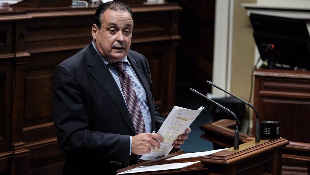 Archivo - El consejero de Sanidad del Gobierno de Canarias, Blas Trujillo Archivo