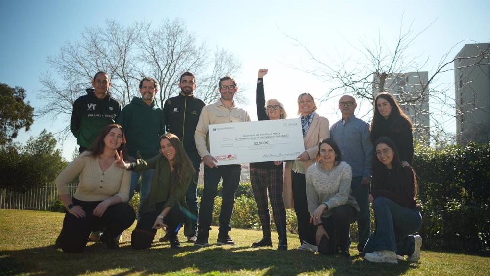 Una imagen del cheque con la recaudación de 2022 Una