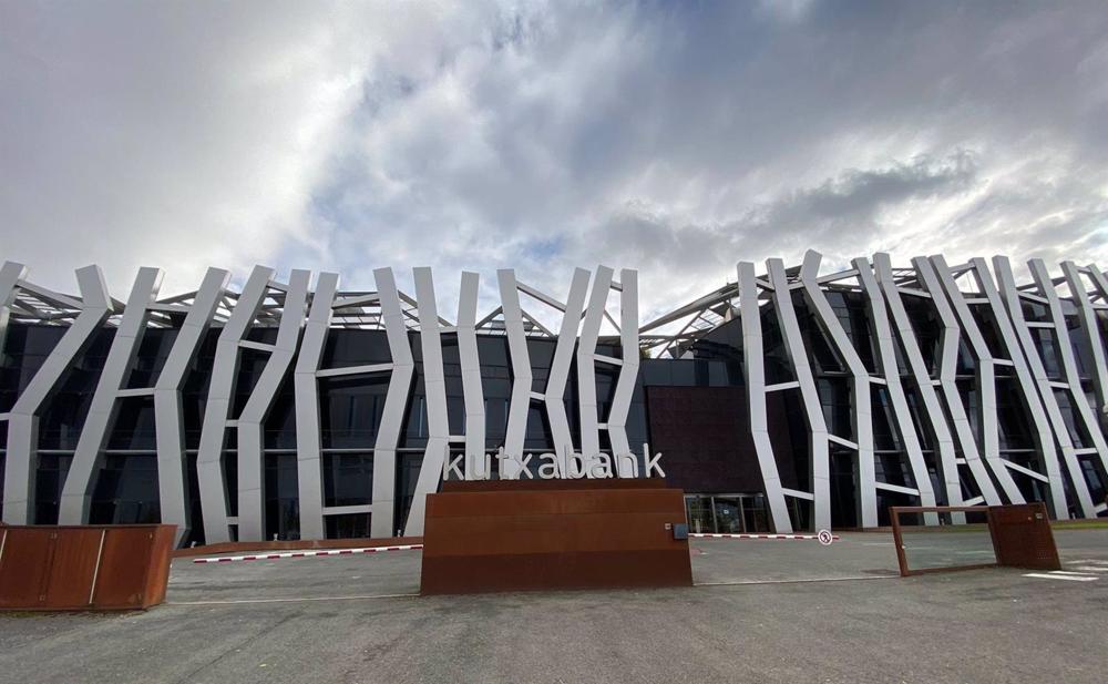 Archivo - Sede de Kutxabank en Salburua (Vitoria) Archivo