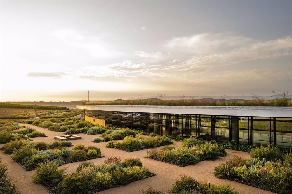 Archivo - Exterior de Bodegas Beronia Archivo