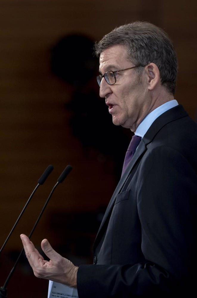 El presidente del PP, Alberto Núñez Feijóo, ofrece una rueda de prensa tras su visita a la Escuela de Cinematografía y del Audiovisual de la Comunidad de Madrid (ECAM), en la ciudad de la Imagen, a 9 de febrero de 2023, en Pozuelo de Alarcón, Madrid (Esp El