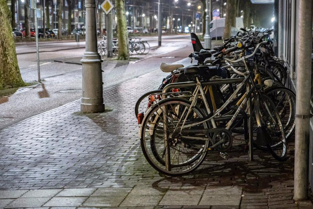 Arquivo - Bicicletas em Amesterdão, Países Baixos Arquivo