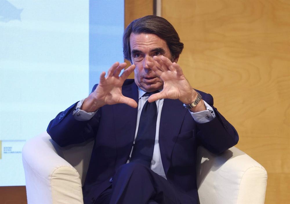 Archivo - El expresidente del Gobierno y presidente de la Fundación FAES, José María Aznar, interviene en la clausura del Campus FAES 2022, en el Espacio Bertelsmann, a 23 de septiembre de 2022, en Madrid (España). Archivo