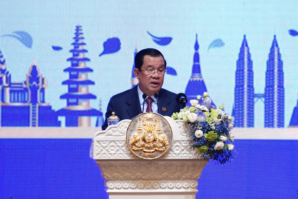 Archivio - Il primo ministro cambogiano Hun Sen Archivio