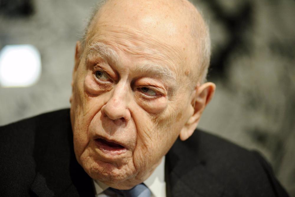 El expresidente de Catalunya Jordi Pujol durante la presentación de su libro 'Des dels turons a l'altra banda del riu' en la librería On, a 8 de febrero de 2023, en Barcelona, Catalunya (España). El