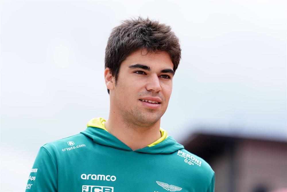 Archivo - 30 June 2022, United Kingdom, Towcester: Canadian F1 driver Lance Stroll of team Aston Martin arrives at the paddock ahead of the 2022 Grand Prix of Britain Formula One race at Silverstone Circuit. Photo: David Davies/PA Wire/dpa Archivo