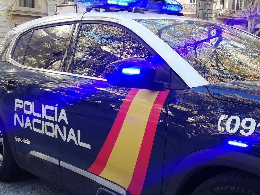 Archivo - Un coche de la Policía Nacional. Archivo