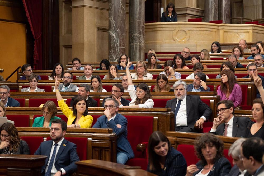 Archivo - El president de la Generalitat, Pere Aragonès, durante la segunda sesión del Debate de Política General, en el Parlament, a 30 de septiembre de 2022, en Barcelona, Cataluña, (España). Archivo