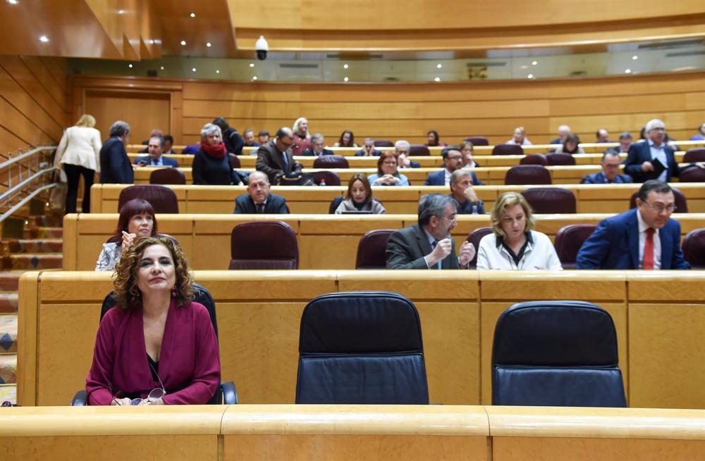 Archivo - La ministra de Hacienda y Función Pública, María Jesús Montero, durante el debate de los Presupuestos Generales del Estado (PGE) en el Senado, a 12 de diciembre de 2022, en Madrid (España). Tras su aprobación en el congreso el pasado 24 de novie Archivo