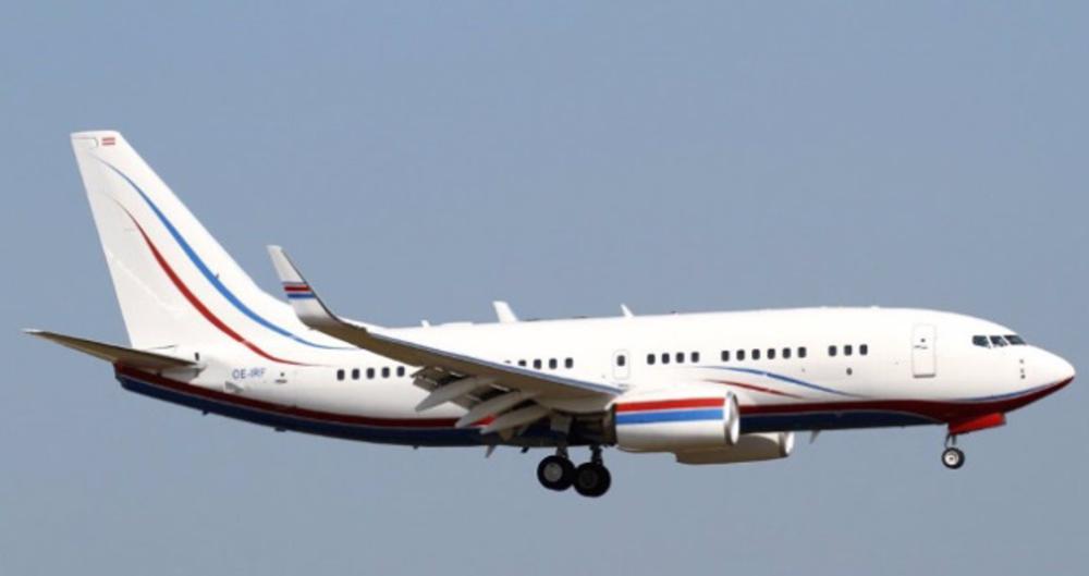 Archivo - Avión Boeing 737-7JU propiedad de la petrolera estatal rusa Rosneft que EEUU ha ordenado incautar Archivo